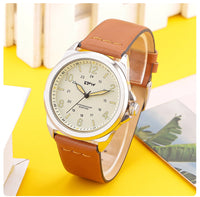 Retro Quartz Watch - Lightweight Wear-Resistant Timepiece