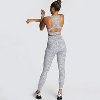 Kickback solid color yoga suit