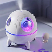 Astronaut Space Humidifier USB Desktop Air Diffuser with LED Light